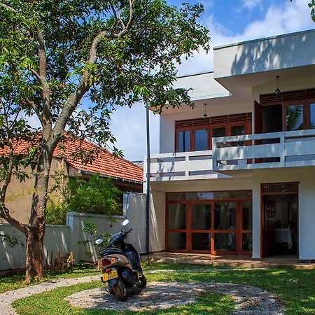 The Vintage Club Hostel Dehiwala-Mount Lavinia Ngoại thất bức ảnh